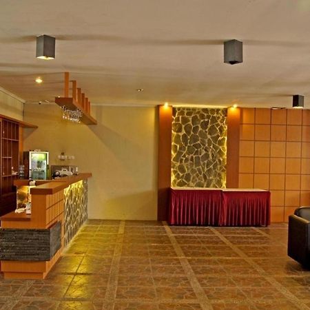 The Winner Premier Hotel Pemalang Buitenkant foto