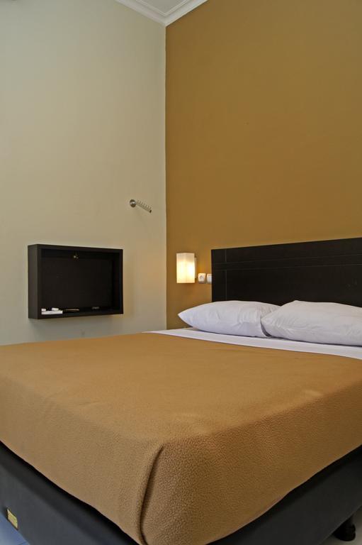 The Winner Premier Hotel Pemalang Kamer foto