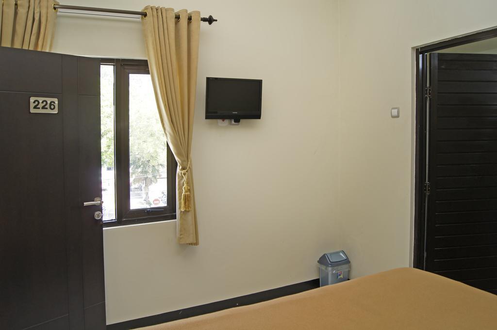The Winner Premier Hotel Pemalang Kamer foto